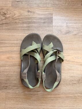 Chaco Women's Olive and Brown Strappy Outdoor Sandals
